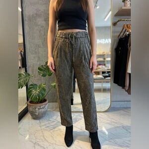 Sunny Studio Paris Women’s High Waisted Pants, Size 8